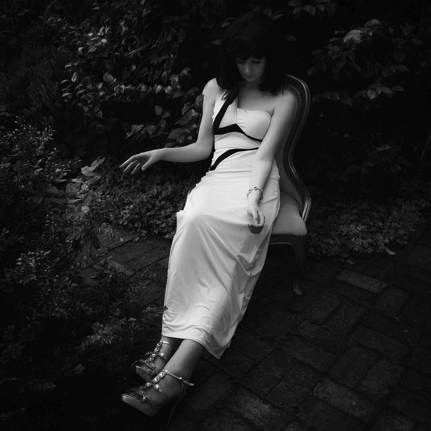 Vintage 1980s Cocktail Dress Evening Gown White and Black Party - Size 8 / 10