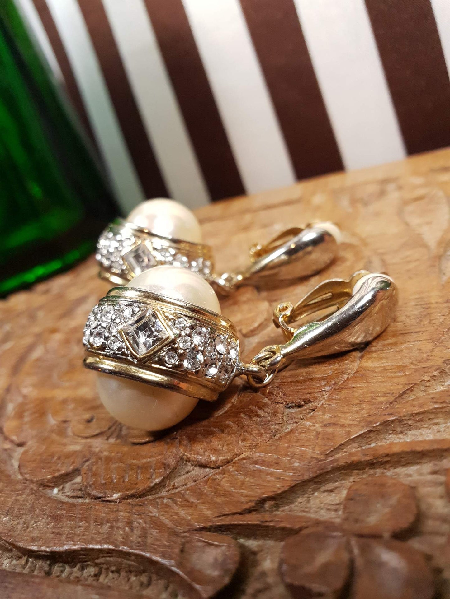 Vintage 1980s Faux Pearl Earrings Statement Clip-Ons Rhinestone Diamante Gold Tone