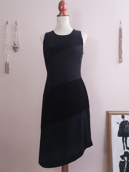 Vintage 1990s Black Diagonal Classic Shift Dress - Size 14