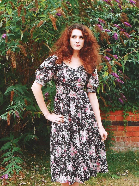English Classics - 1980s Vintage Laura Ashley Floral Dress - Size 12