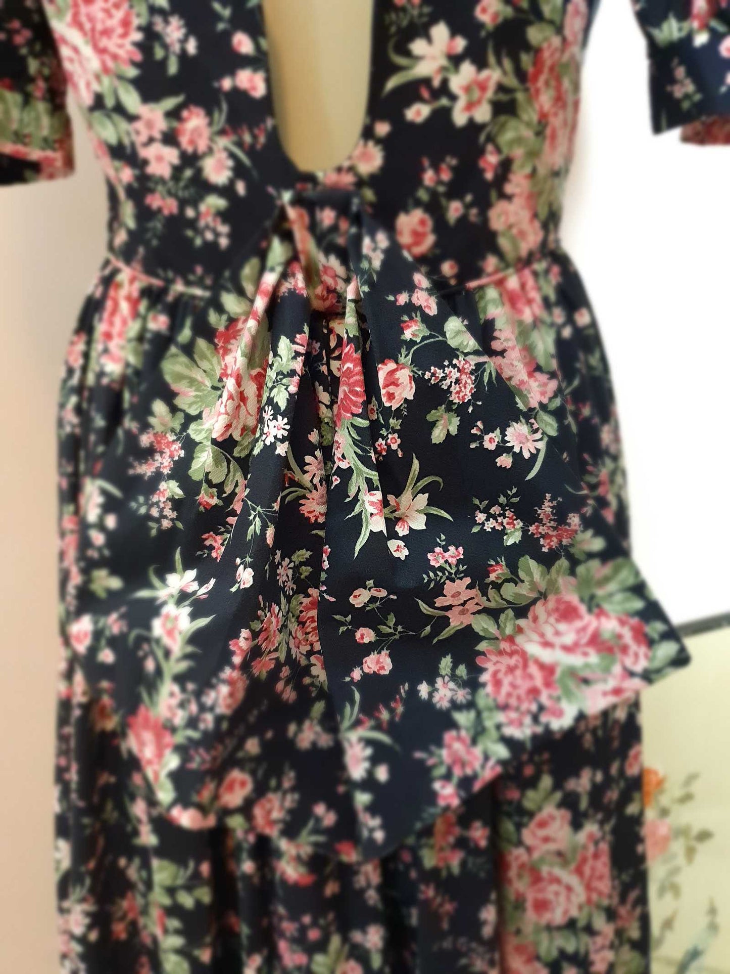 English Classics - 1980s Vintage Laura Ashley Floral Dress - Size 12