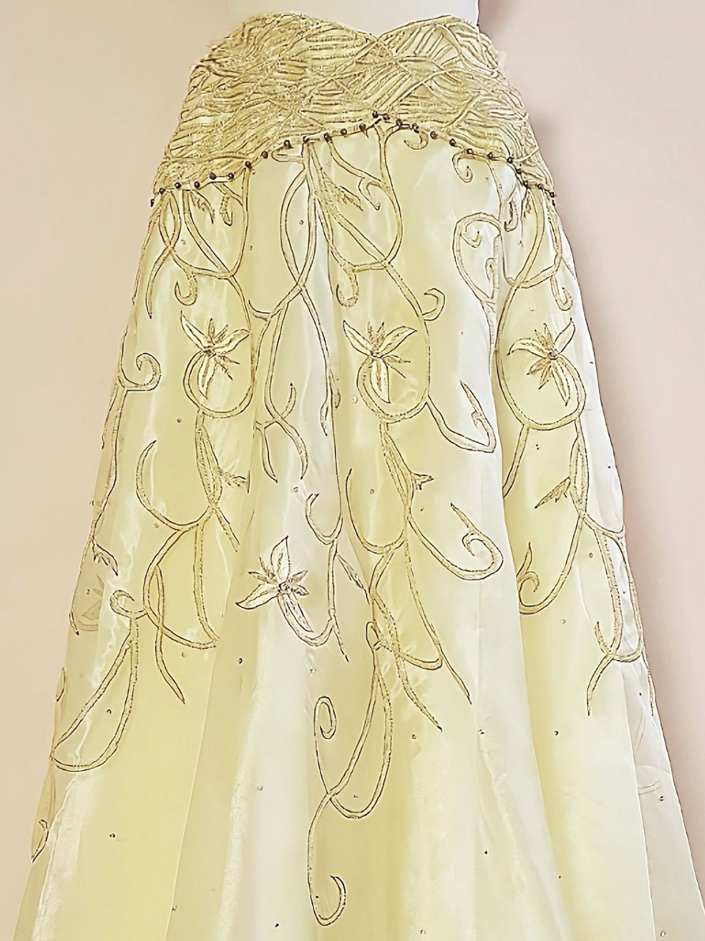 Vintage Pale Yellow Organza Flower Embroidered Skirt Sequins Floral 1970s - Size 12