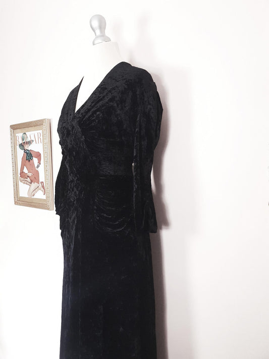 Vintage Black Crushed Velvet Boho Dress 1960s - Size 10/12 LBD Bohemian