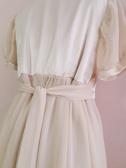 Beautiful Vintage 90s Cream Silk Satin & Chiffon Dreamy Goddess Dress - Size 12
