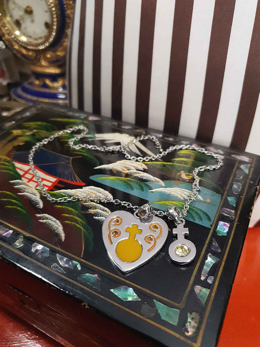 Vintage Heart Charm Rhinestone Necklace Y2K Venus