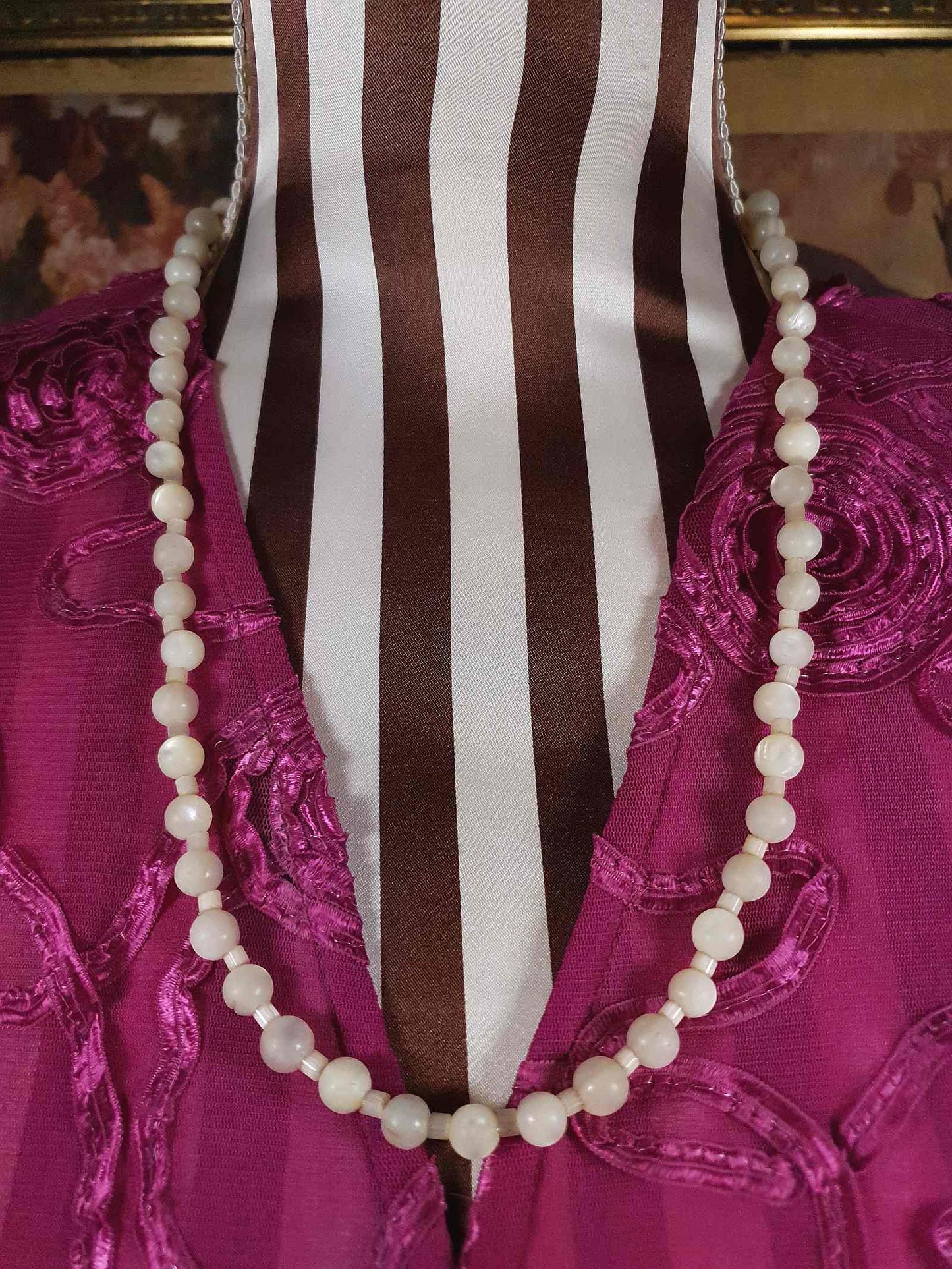 Vintage 1930s Mother of Pearl Necklace Art Deco MOP