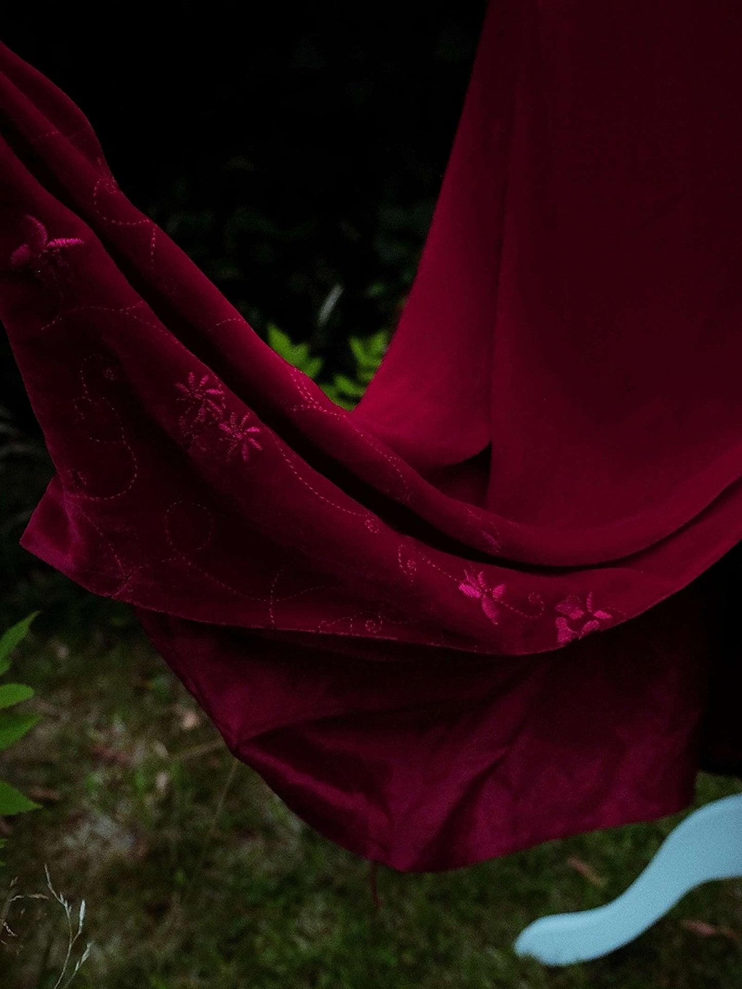 English Classics - Vintage Laura Ashley Red Silk Velvet Embroidered Dress - Size 14