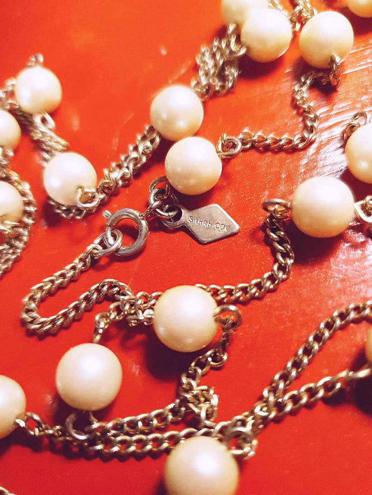 Vintage 1970s Sarah Coventry Faux Pearl Necklace Retro