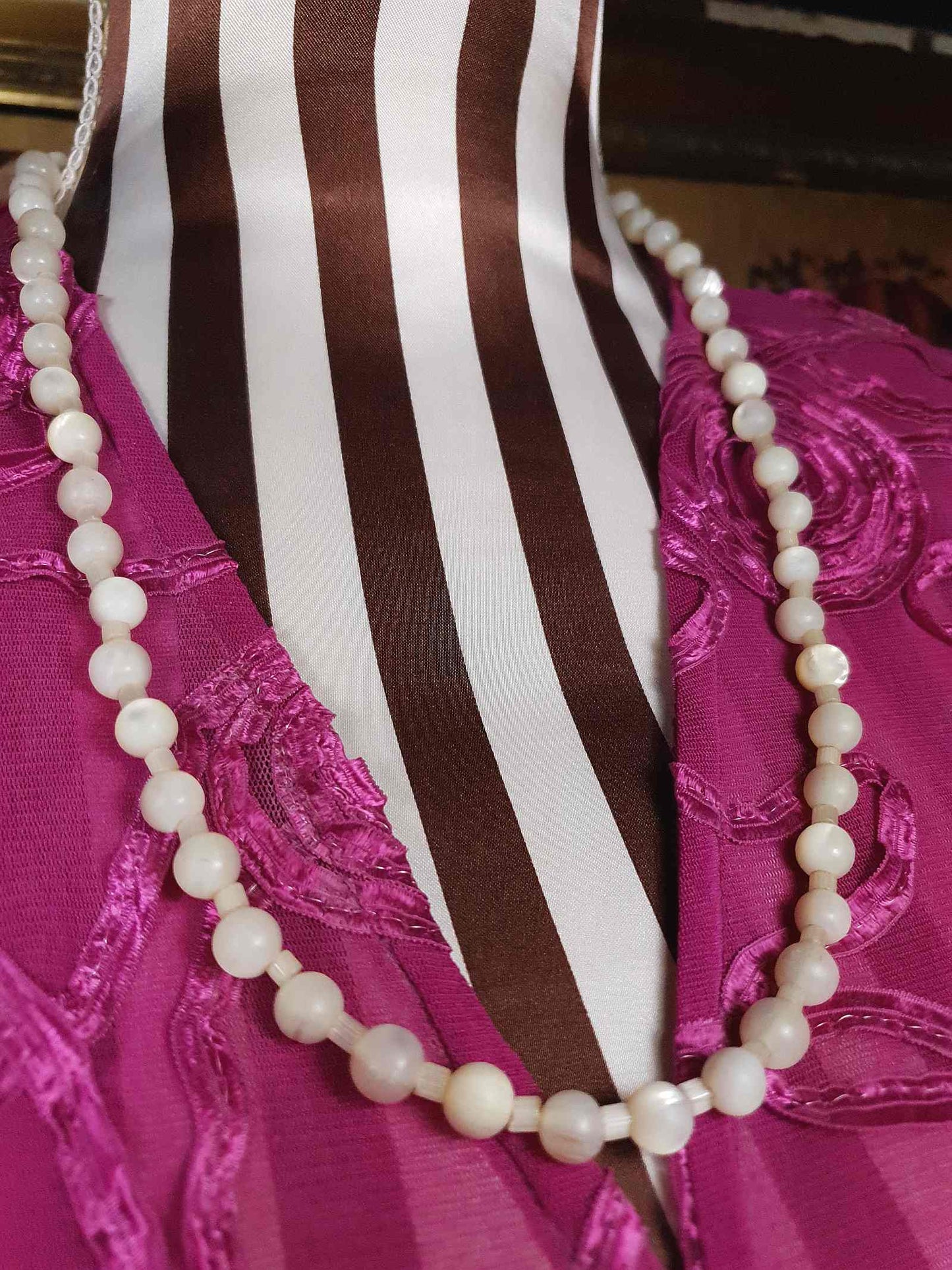 Vintage 1930s Mother of Pearl Necklace Art Deco MOP