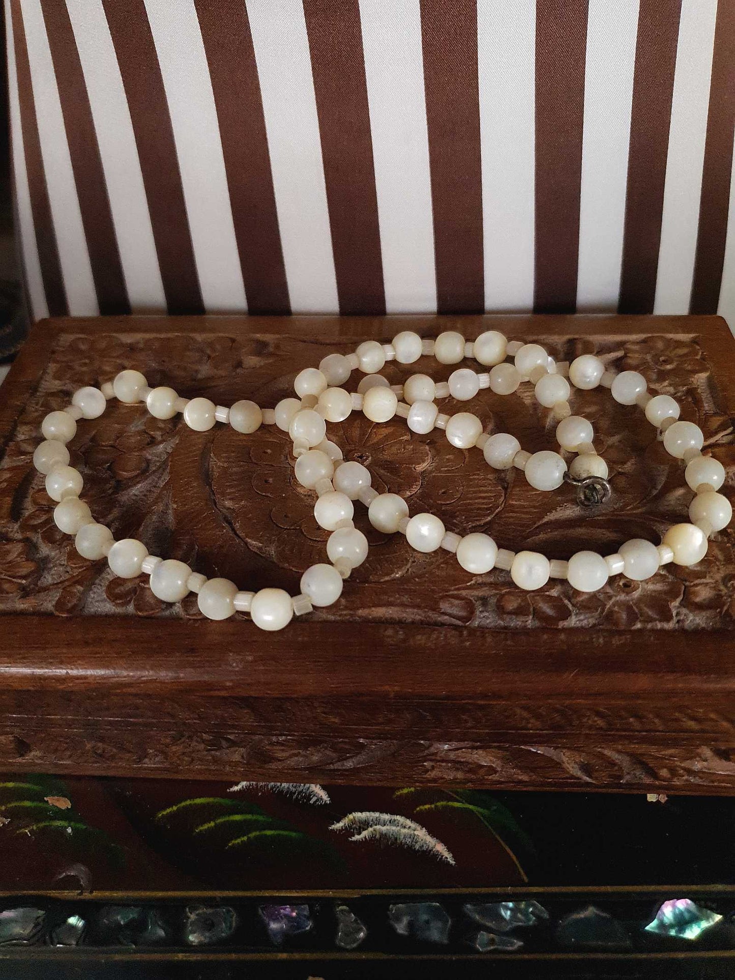 Vintage 1930s Mother of Pearl Necklace Art Deco MOP