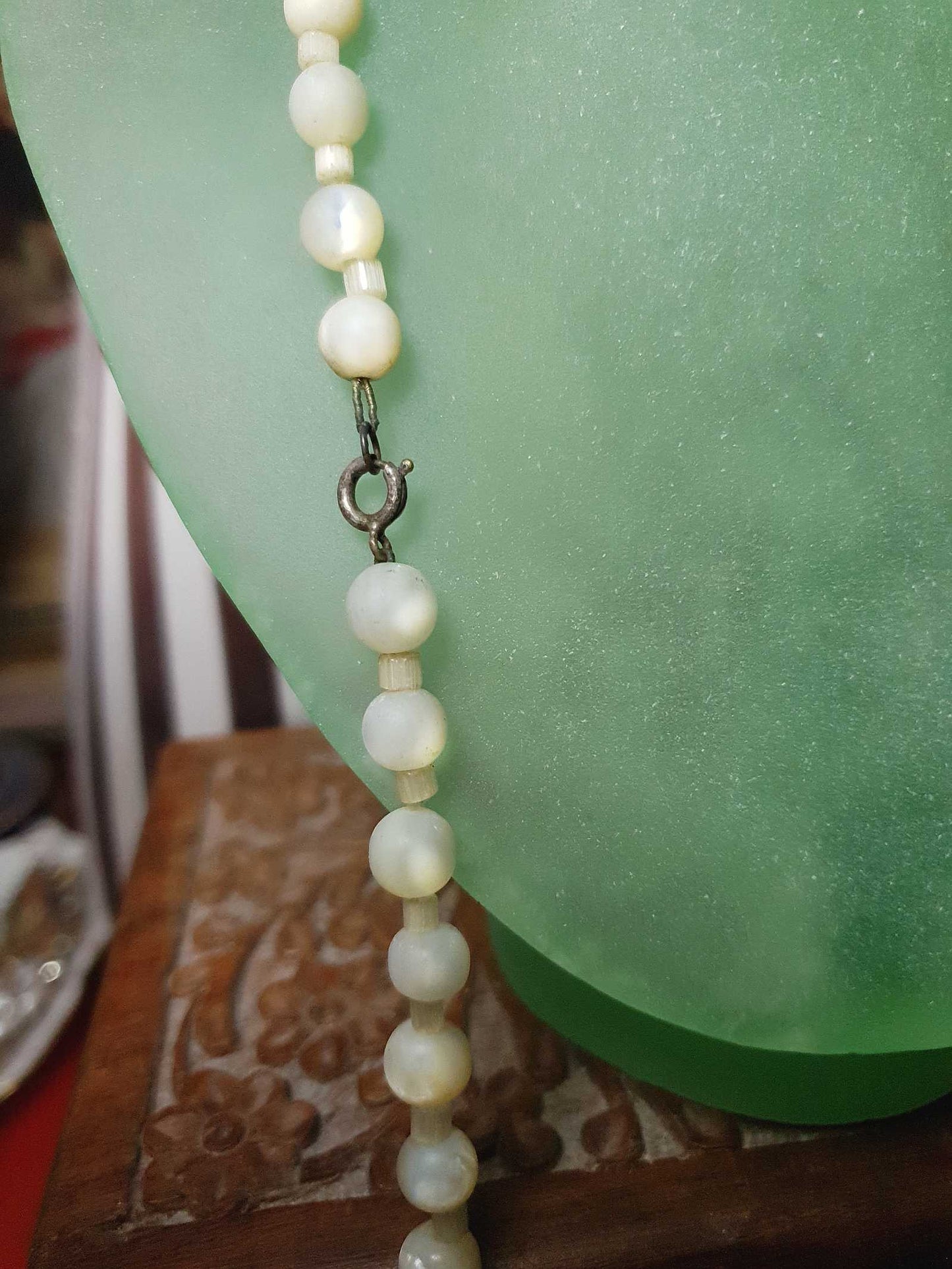 Vintage 1930s Mother of Pearl Necklace Art Deco MOP