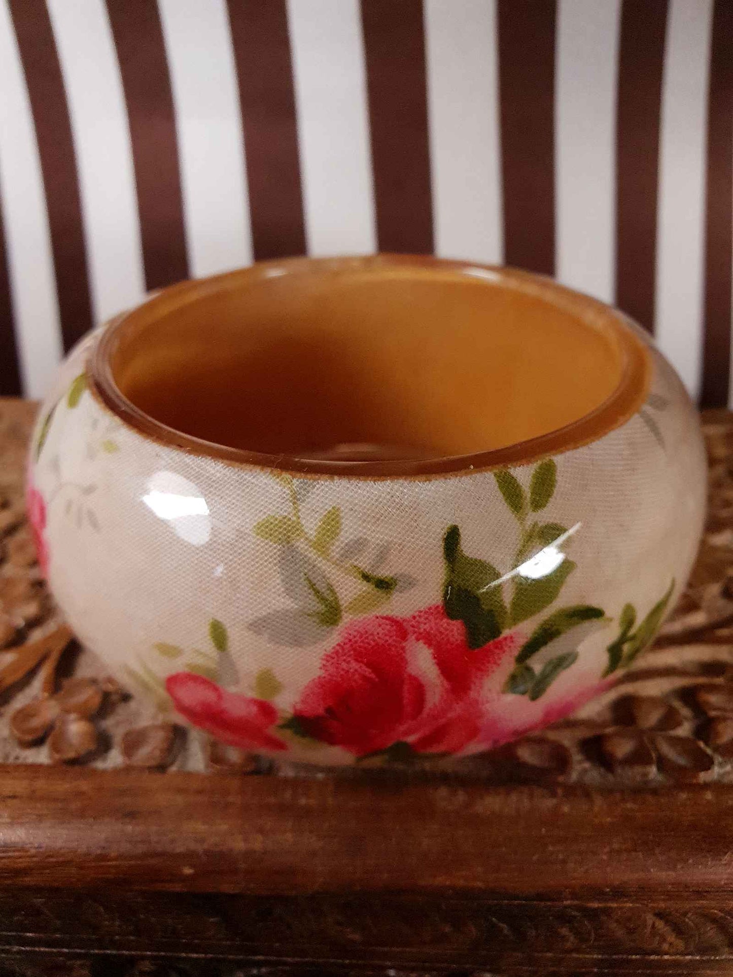 Vintage 1950s Lucite Floral Bangle Flower Bracelet