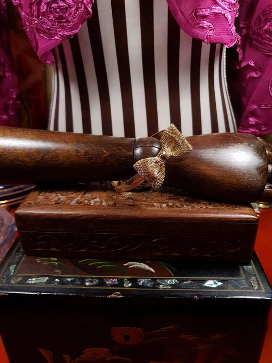 Vintage 1970s Bow Bracelet Bangle Gold Tone Retro