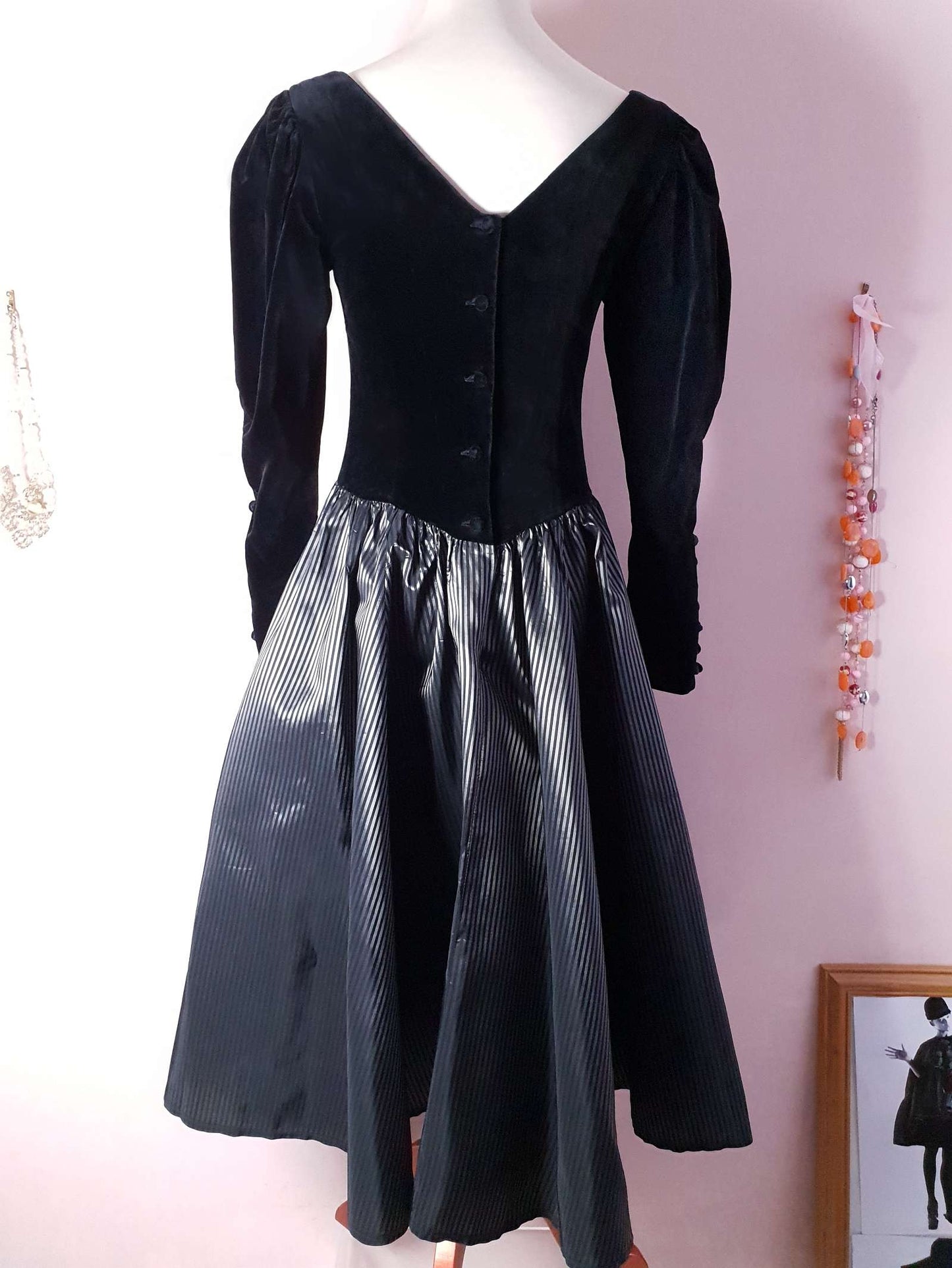 Fabulous Vintage 1980s Laura Ashley Black Velvet and Taffeta Dress - Size 8/10