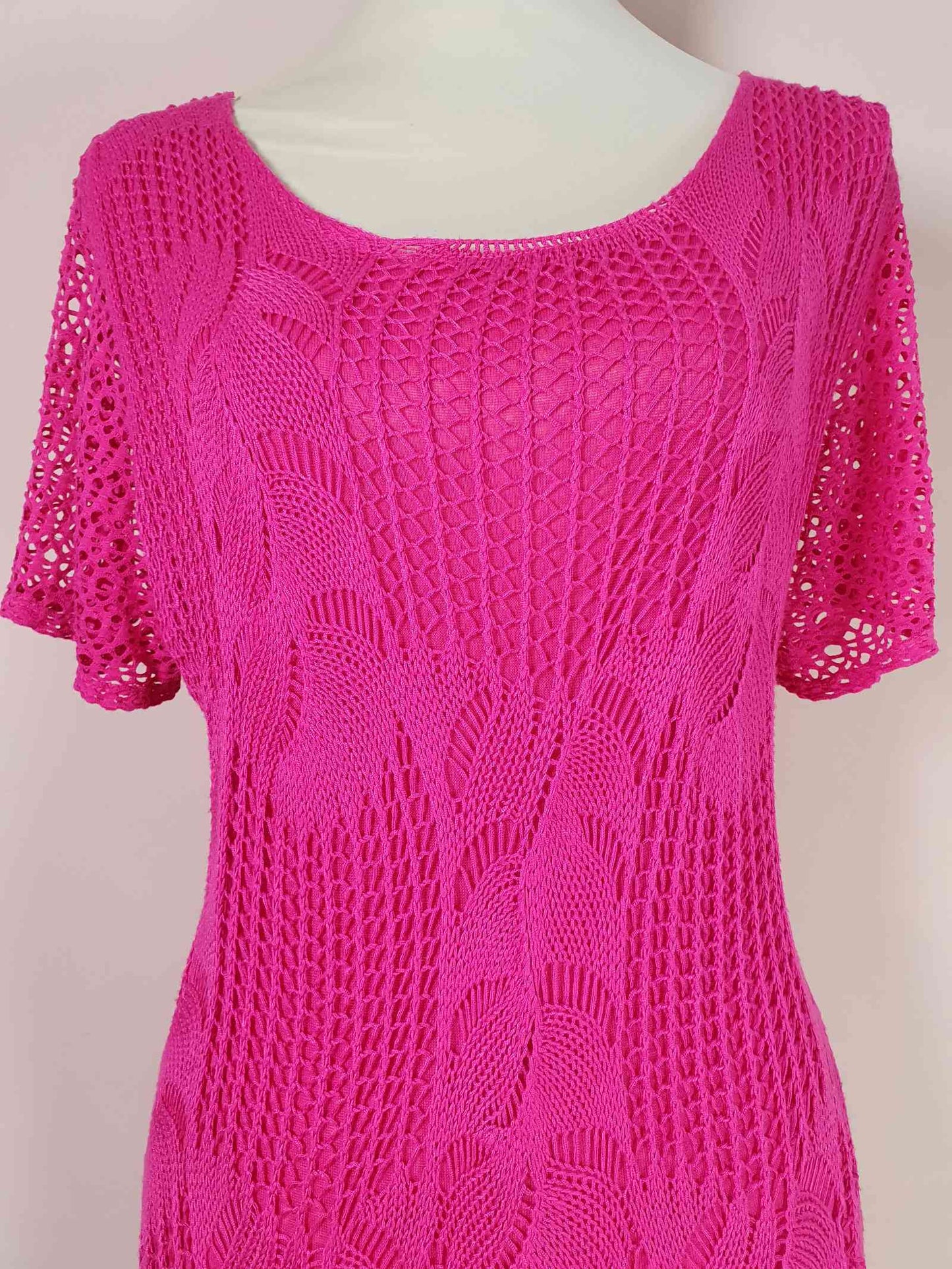 Cute Bright Cerise Pink 1980s Vintage Crochet Mini Dress - Size 12/14