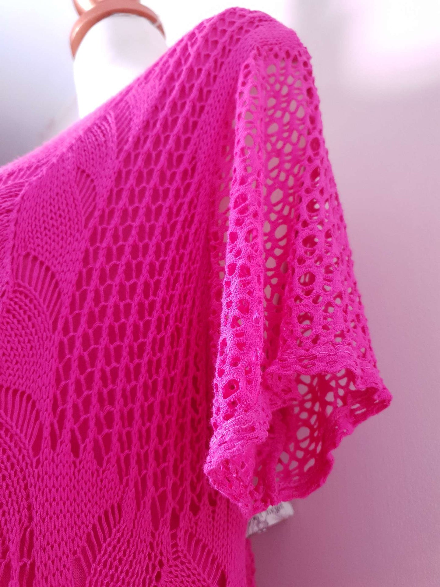 Cute Bright Cerise Pink 1980s Vintage Crochet Mini Dress - Size 12/14