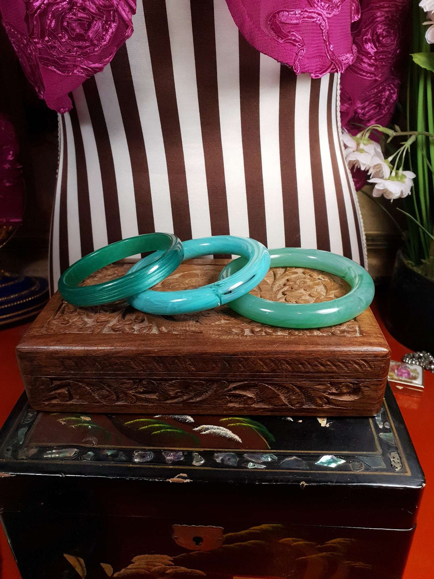 Vintage 1970s Green Resin Bangles Bracelet Set Of Three Retro Aqua Turquoise