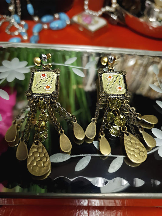 Vintage 90s Boho Dangle Earrings Enamel Floral Daisy Flower Drop Brass Bohemian