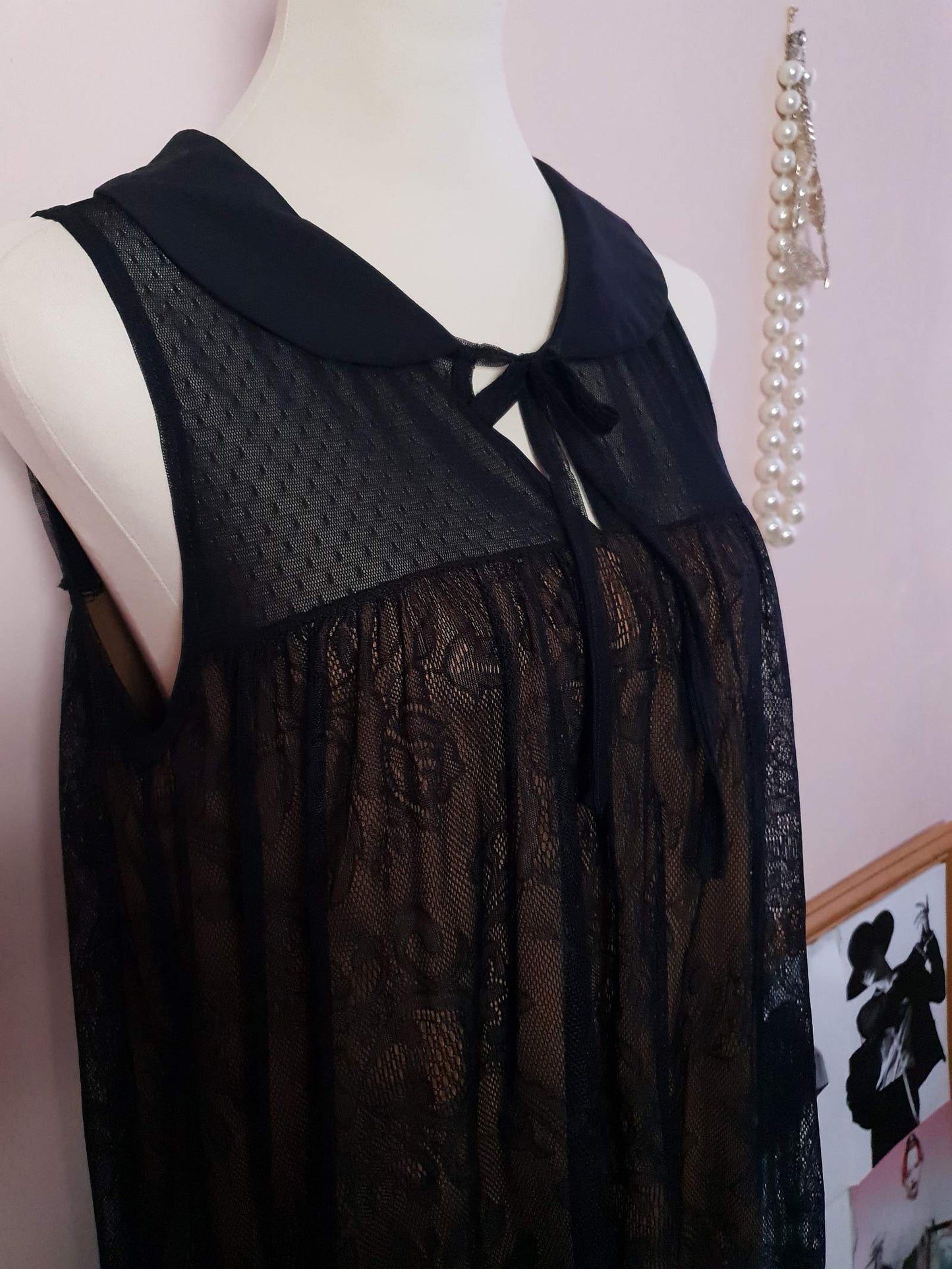 Cute Vintage 1990s Black Lace Party Dress - Size 12