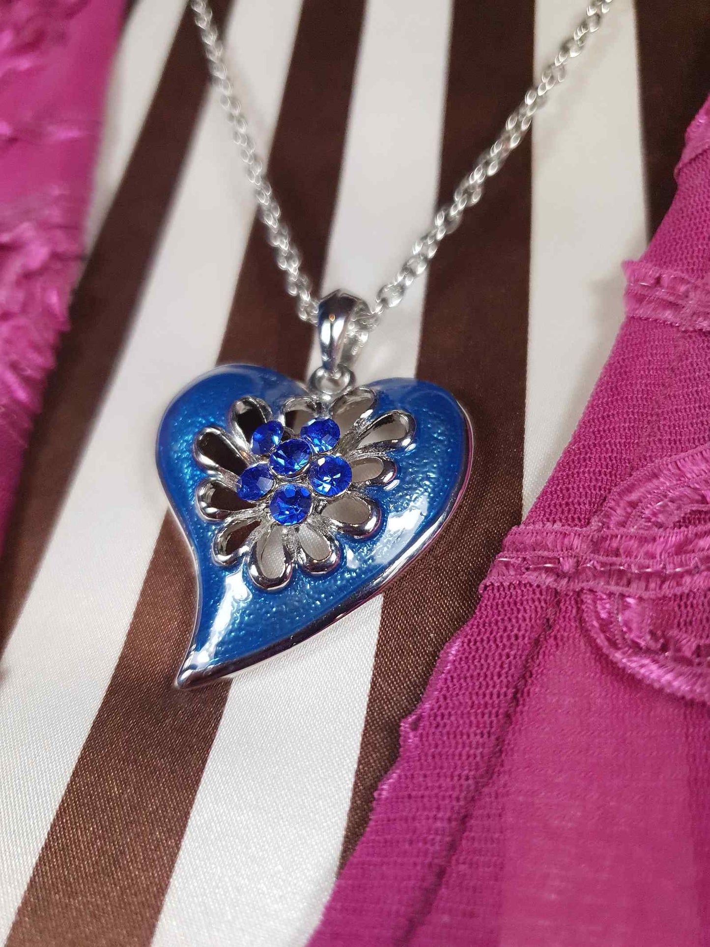 Vintage Blue Enamel Heart Necklace Pendant Rhinestone Y2K