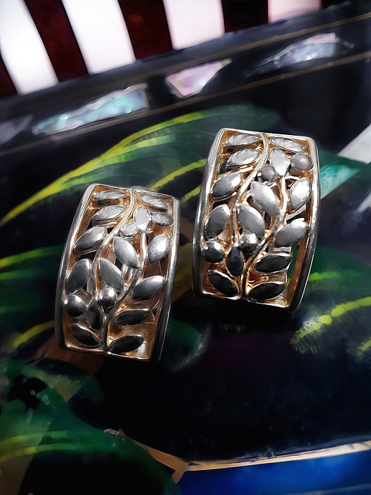 Vintage Artisan Leaf Earrings Clip-On Huggie