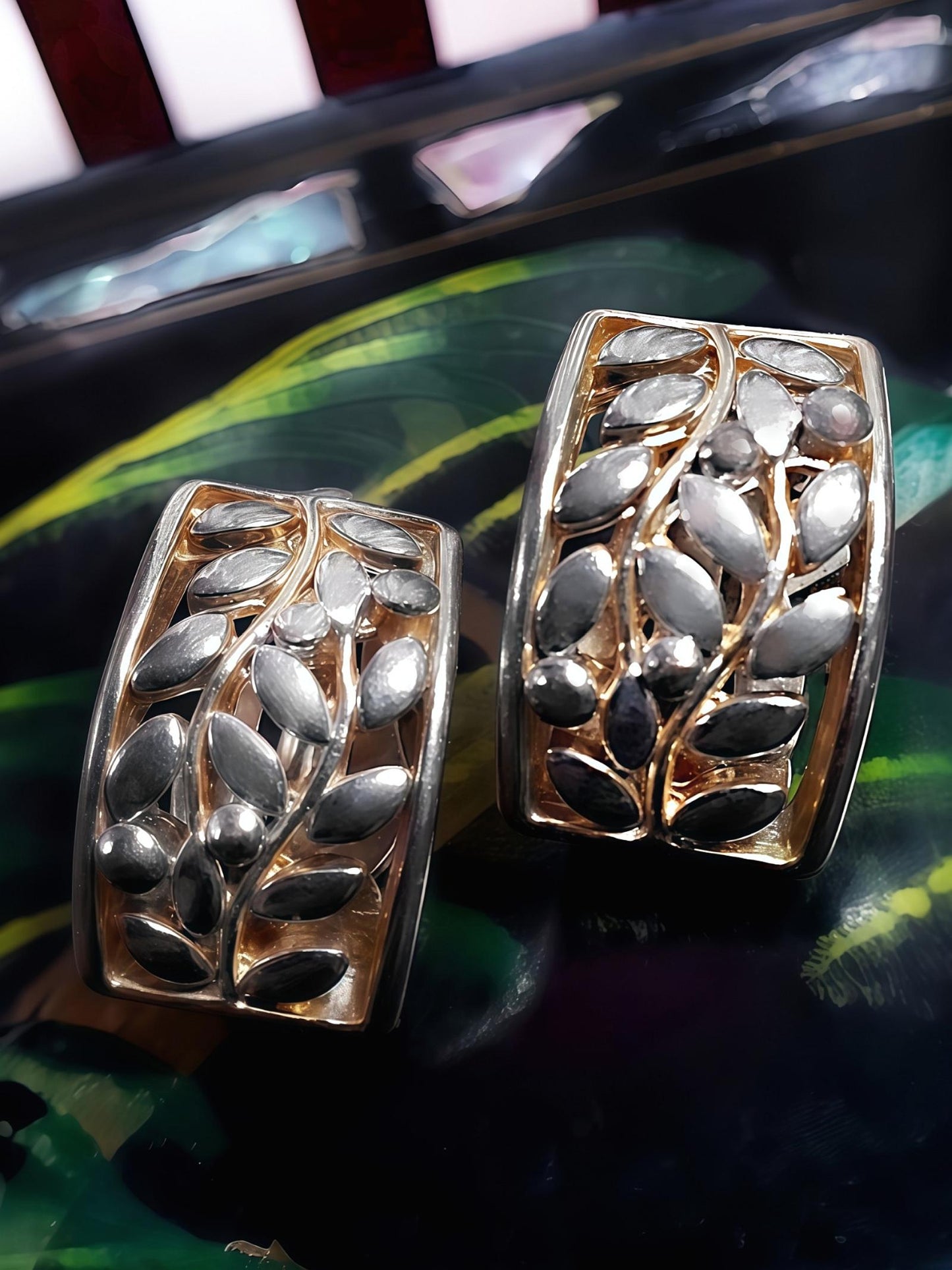 Vintage Artisan Leaf Earrings Clip-On Huggie