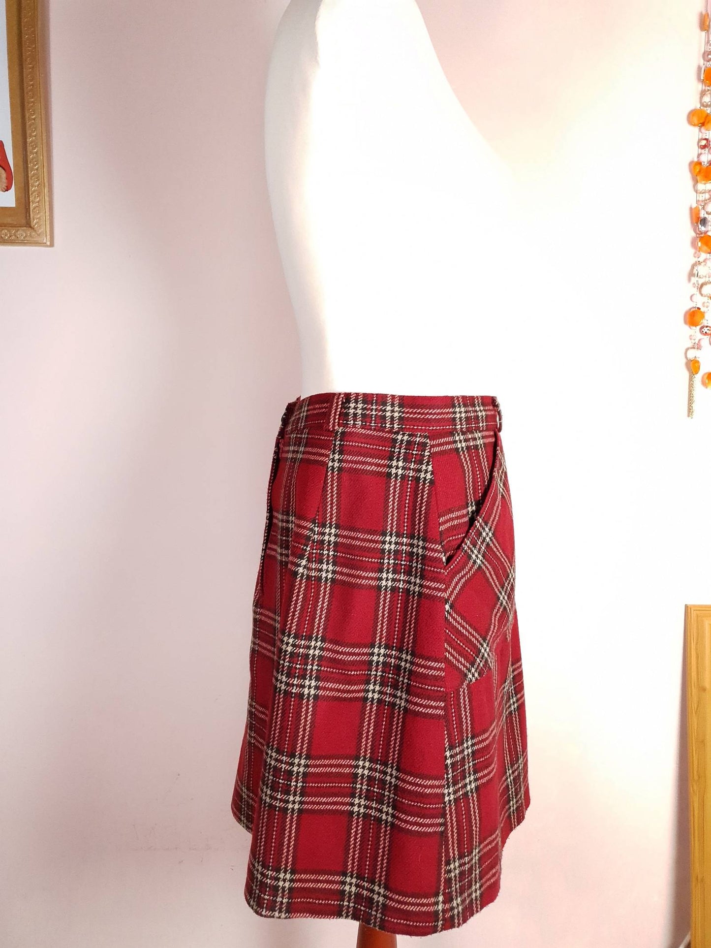 Cute Pre-Loved 1990s Red Tartan Plaid Skirt - Size 16