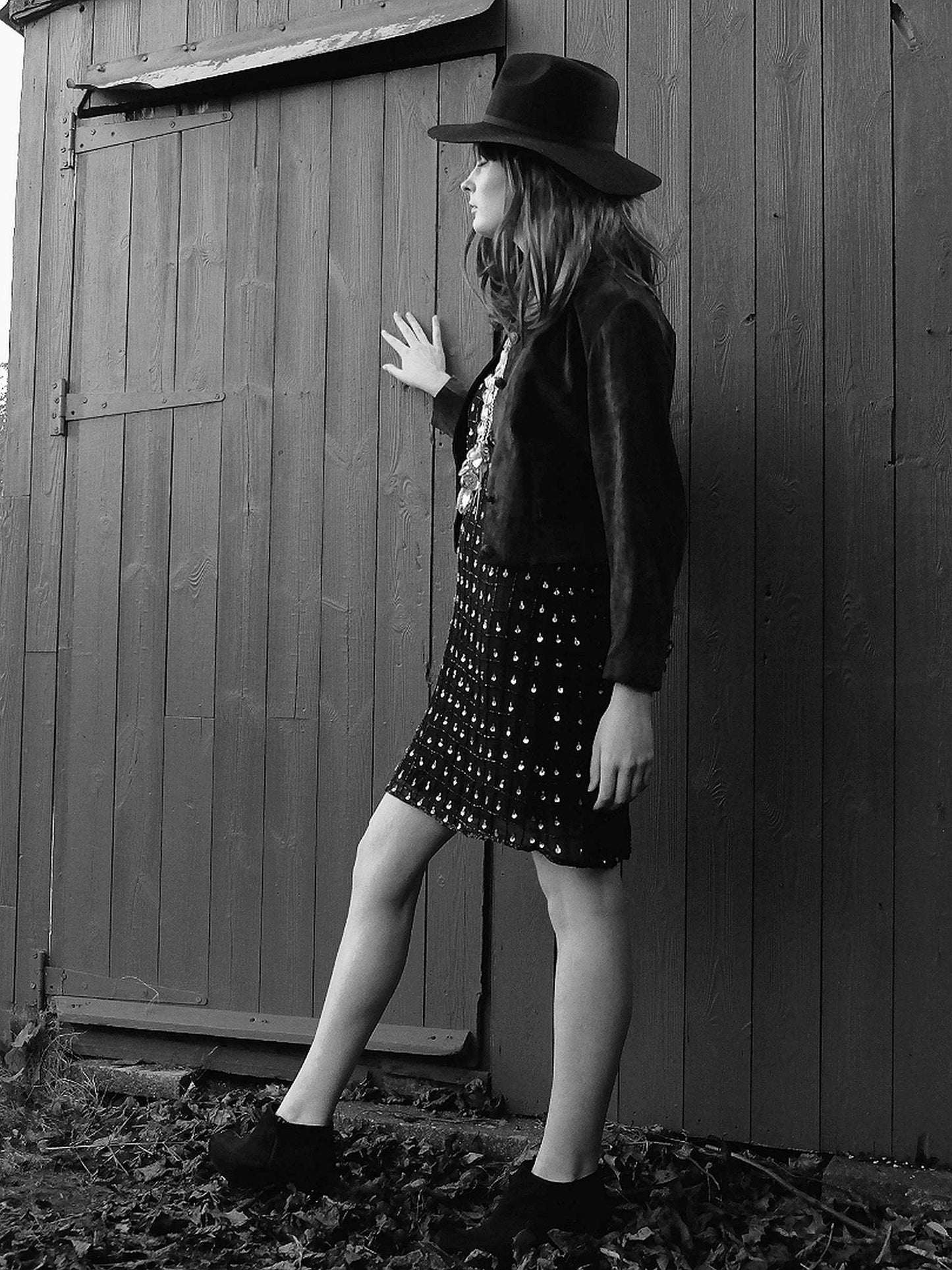 Chic 1980s Vintage Olive Green Suede Leather Jacket - Size 10