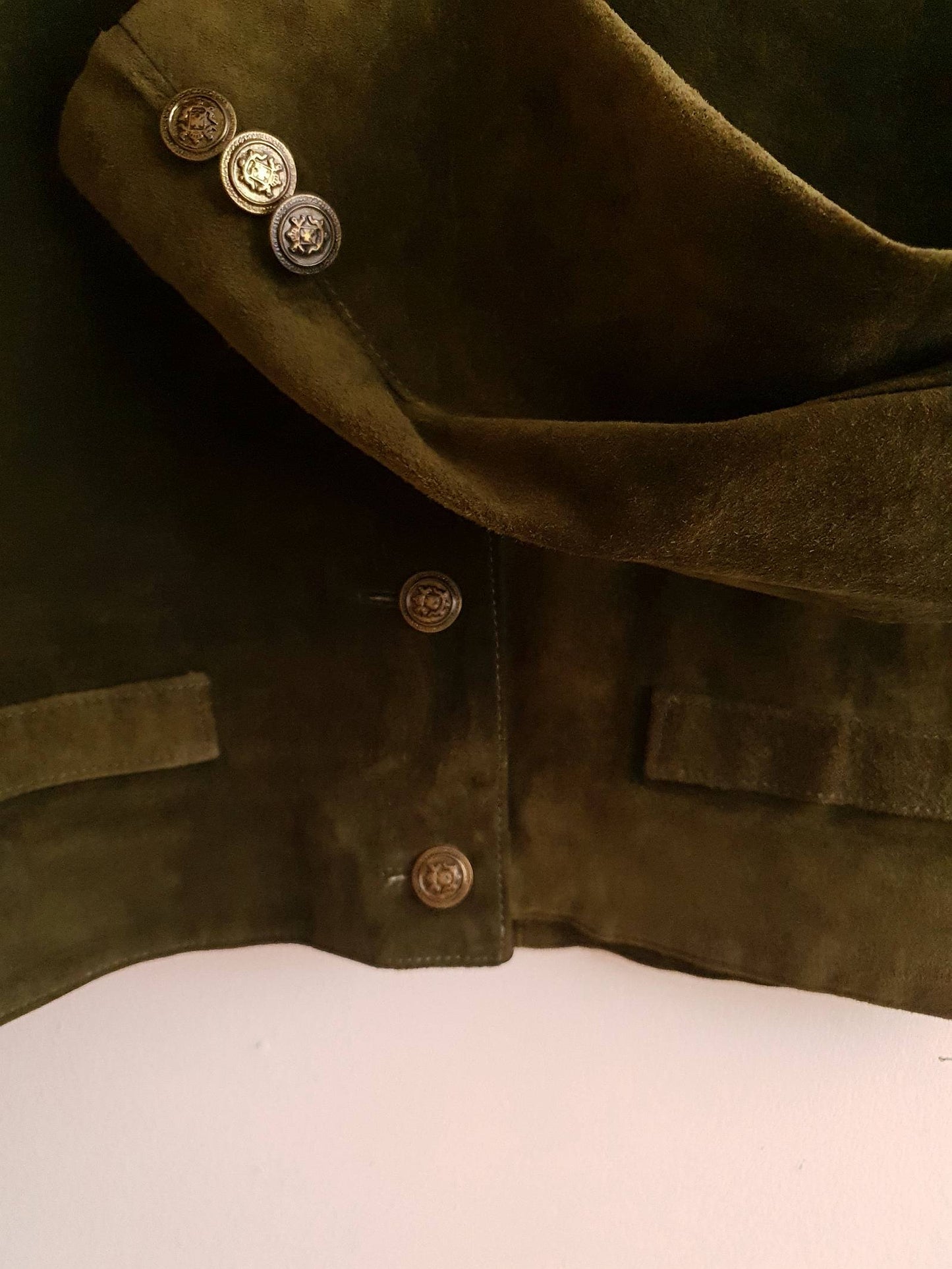 Chic 1980s Vintage Olive Green Suede Leather Jacket - Size 10