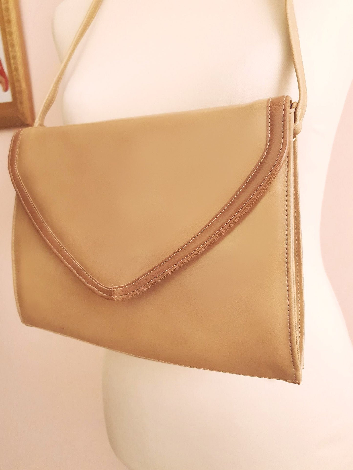 Vintage 1970s Tan Brown Shoulder Bag Handbag Retro