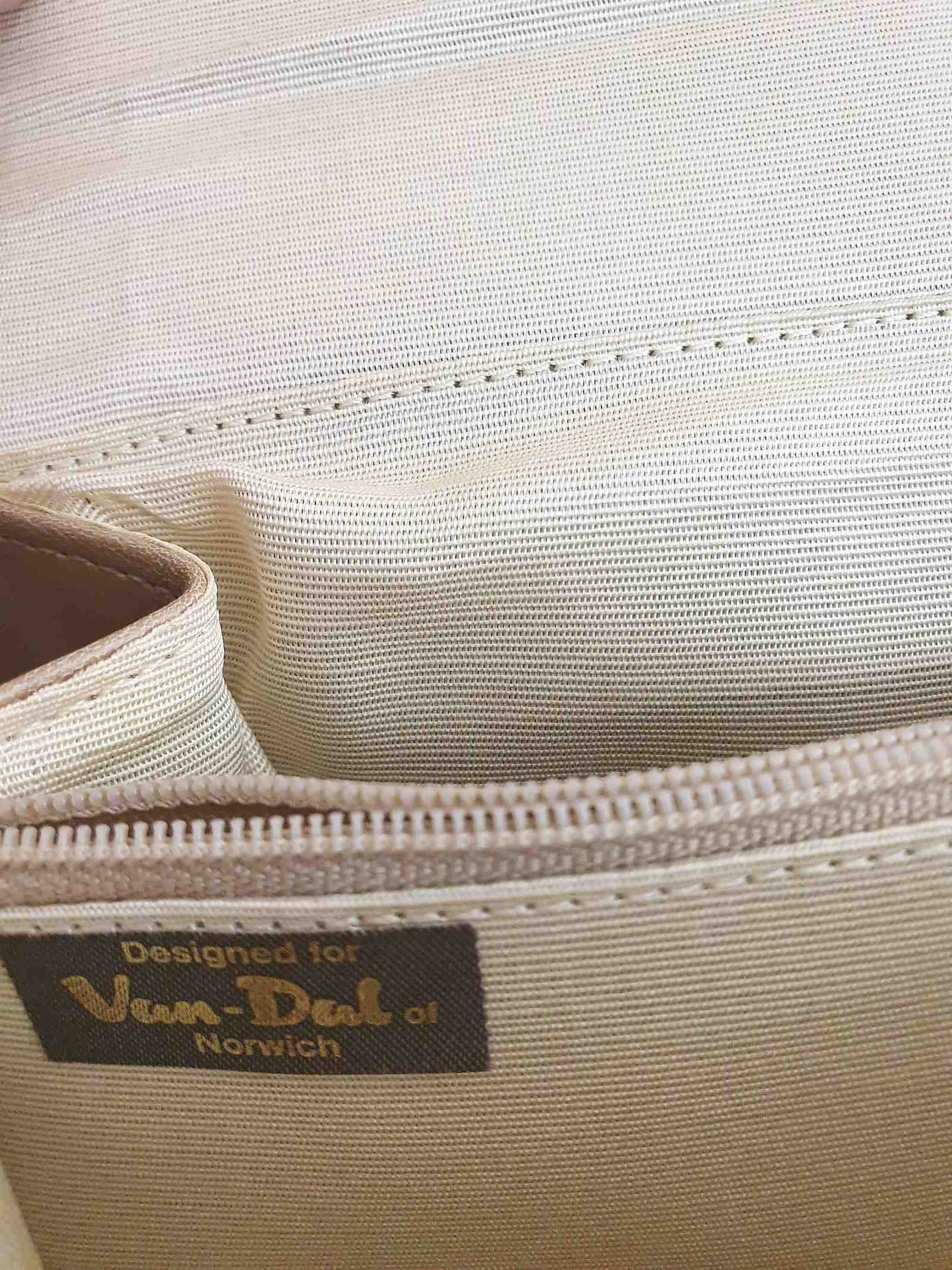 Vintage 1970s Tan Brown Shoulder Bag Handbag Retro