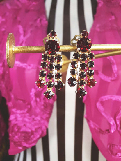 Vintage 1930s Art Deco Earrings Prong Set Red Rhinestone Clip-Ons