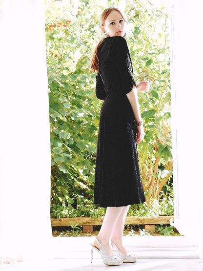 Vintage Black Velvet Midi Dress 1960s - Size 10/12 LBD