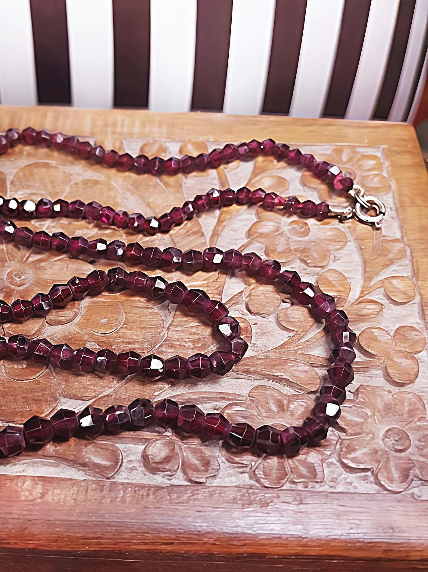 Vintage 1960s Garnet Gemstone Necklace 24" Burgundy