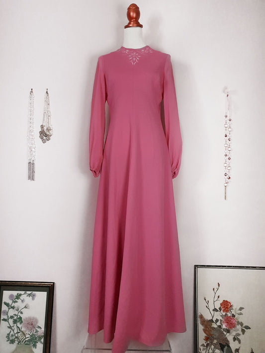 Gorgeous 1970s Vintage Pink Maxi Dress - Size 14