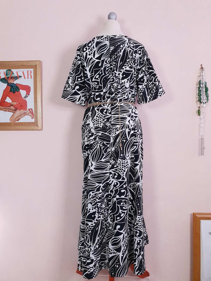 Vintage 1980s Day Dress Maxi Black & White Abstract Leaf Print Size 18