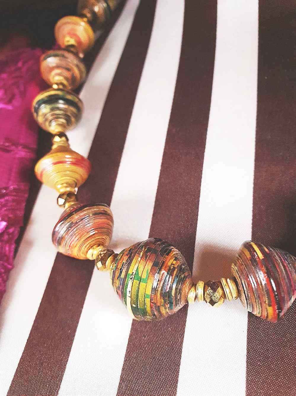 Vintage 1970s Boho Bead Necklace 22" Bohemian Artisan  Multicolour