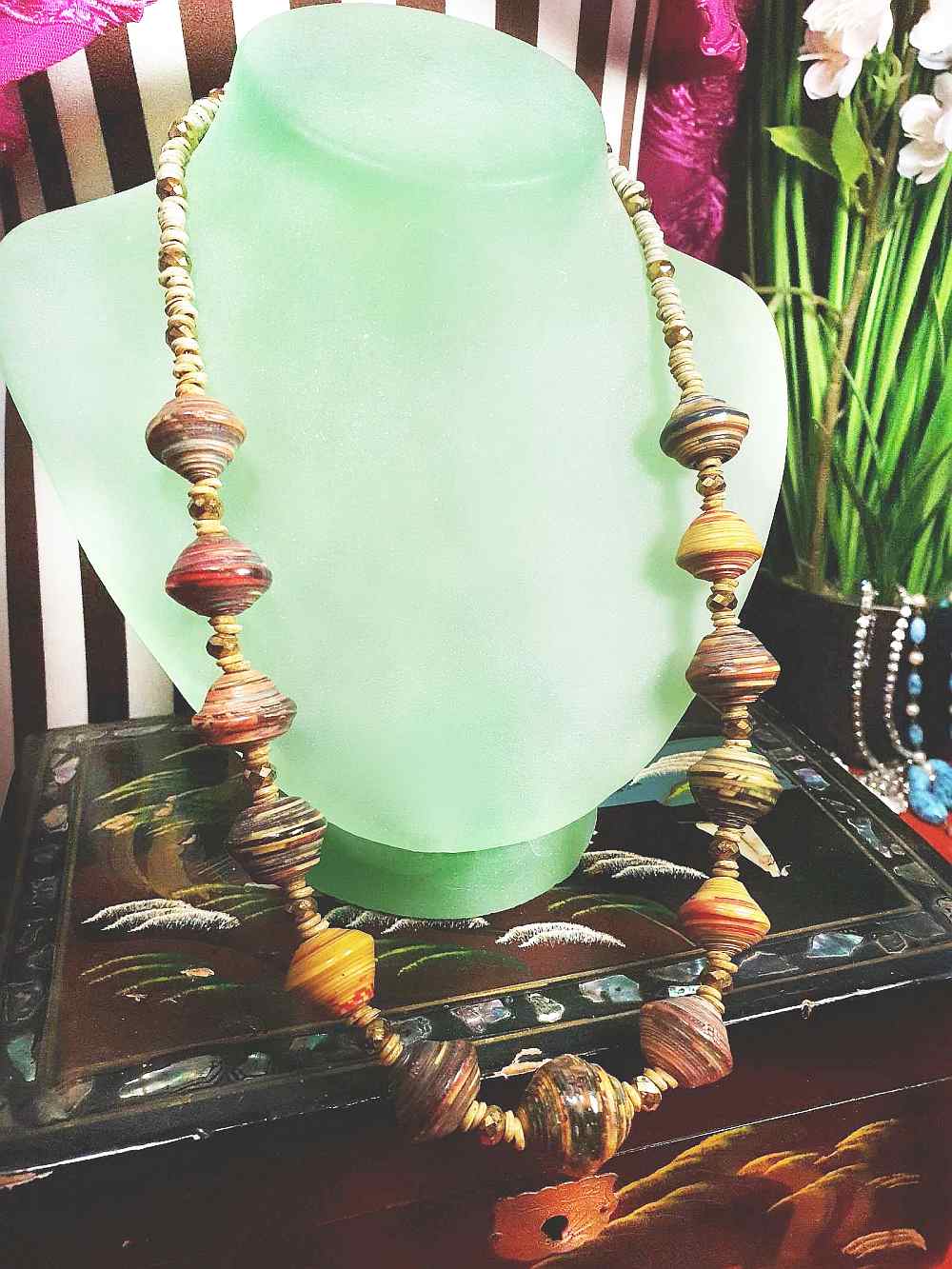 Vintage 1970s Boho Bead Necklace 22" Bohemian Artisan  Multicolour