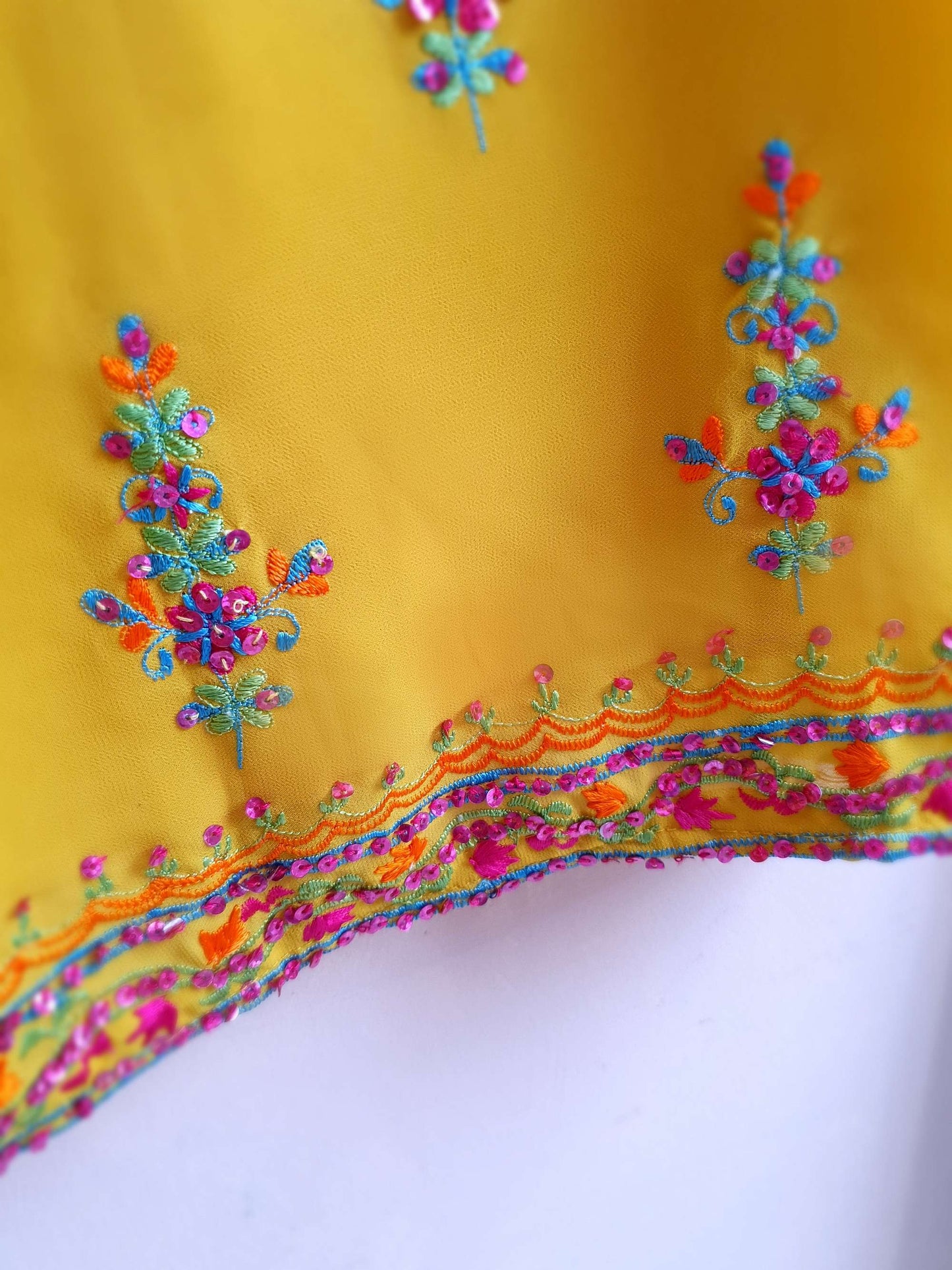 Vintage Yellow Chiffon Kaftan - Size 10  Tunic Dress Top Sequined Embroidered