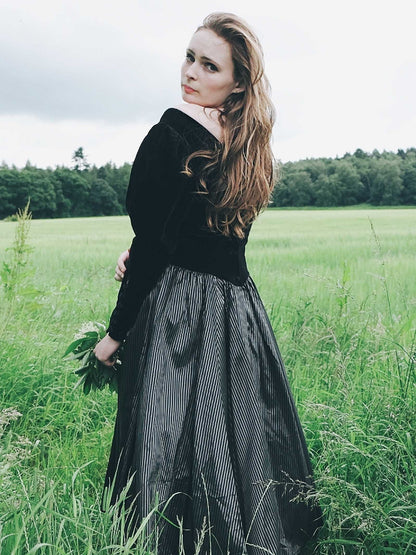 laura ashley black velvet dress Laura Ashley Perfect Black Velvet Dress S OMNIA