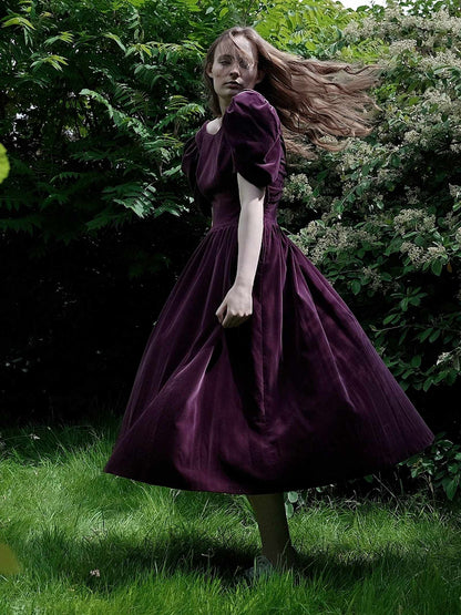English Classics - Beautiful 1980s Vintage Laura Ashley Purple Velvet Dress - Size 10/12