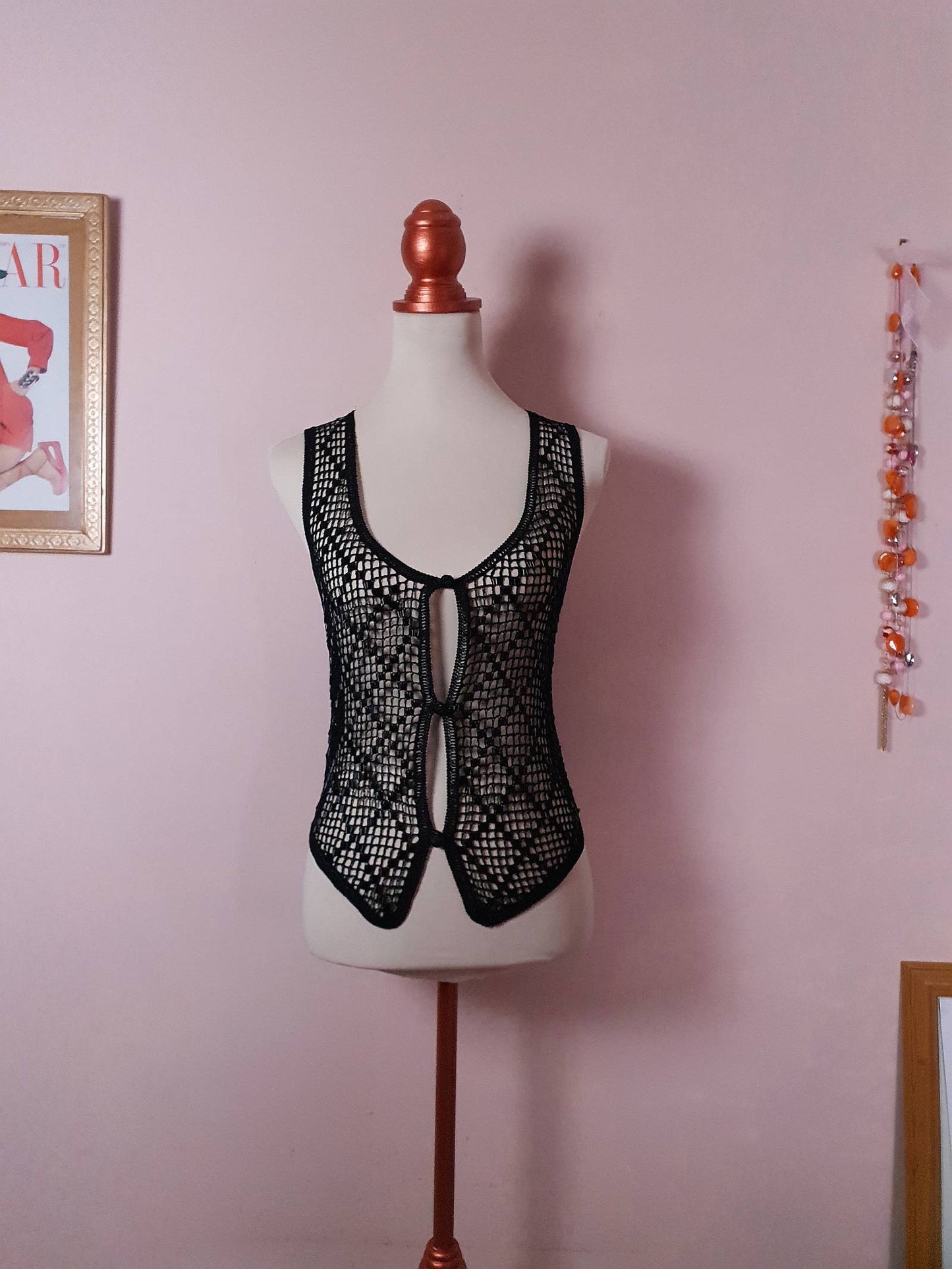 Chic 1980s Vintage Black Satin & Crochet Beaded Waistcoat Vest - Size 14