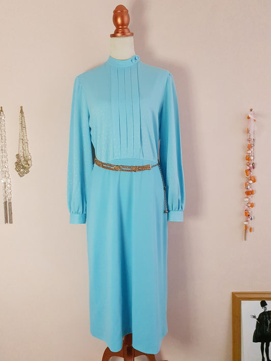 Classic Vintage 1960s Baby Blue Dress - Size 14/16