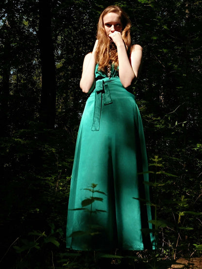 Beautiful 1980s Vintage Emerald Green Satin Hollywood Evening Gown Dress - Size 10