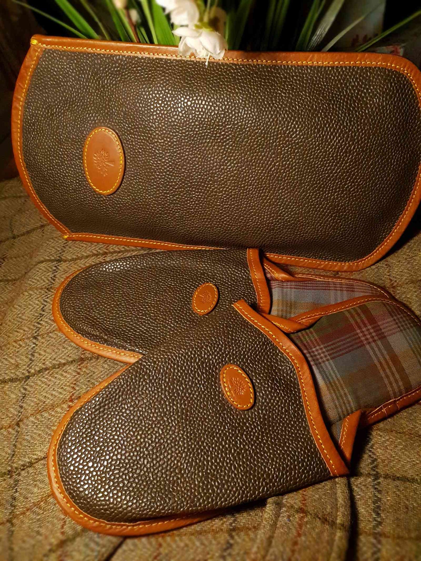 English Classics - Mulberry Mole & Brandy Scotchgrain Slippers & Case - Size 8/8.5