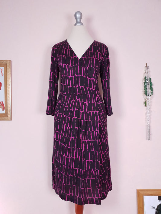 Jaeger Black and Pink Dress Midi Abstract Print Size 10 - Pre-owned