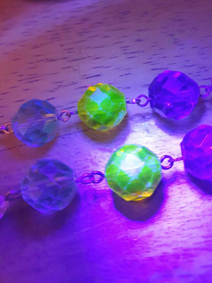 Vintage 1920s Art Deco Uranium Glass Necklace - Rainbow Glow Czech Crystal Beads