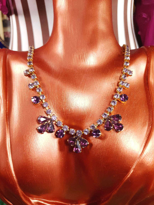 Vintage 1940s Purple Rhinestone Necklace Gold-Tone
