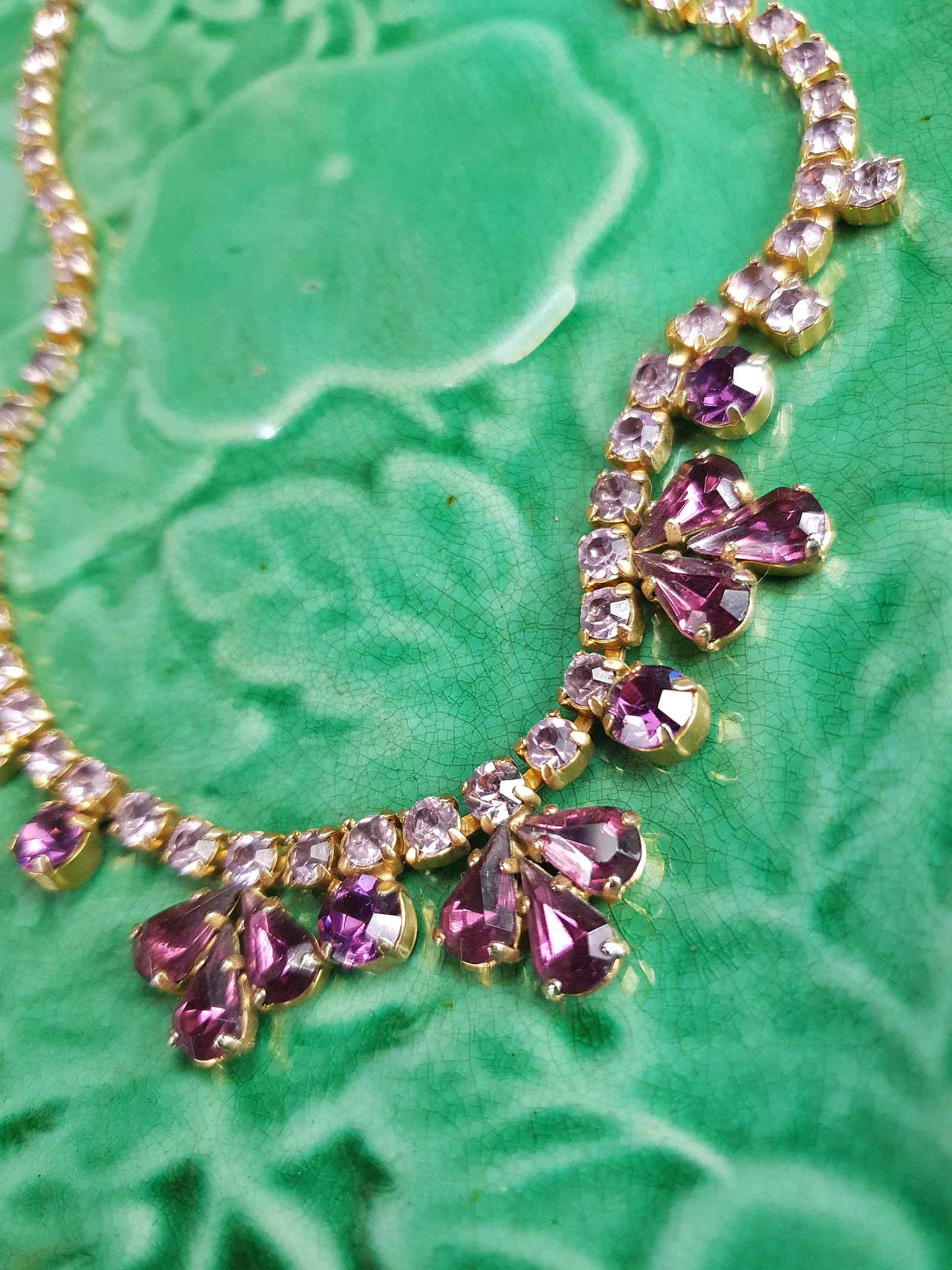 Vintage 1940s Purple Rhinestone Necklace Gold-Tone