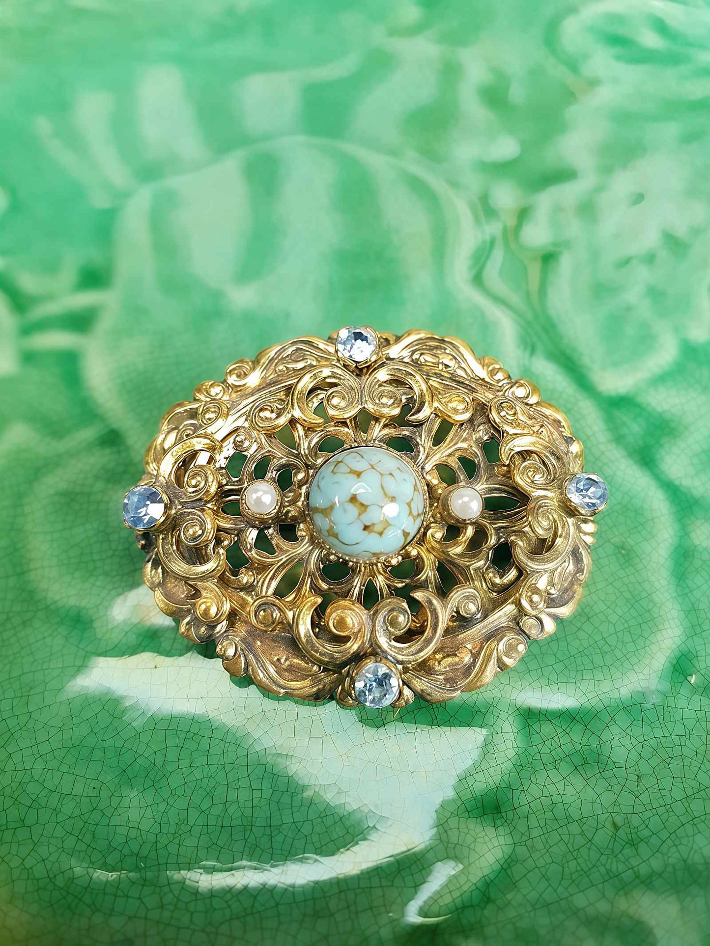 Vintage 1940s Czech Filigree Blue Rhinestone Brooch